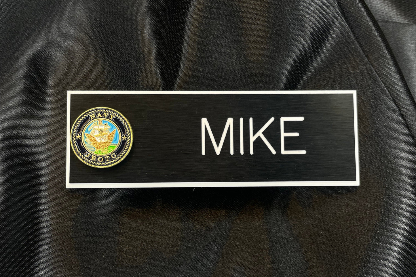 Navy Nameplate W- Emblem 1 Line (1" x 3")