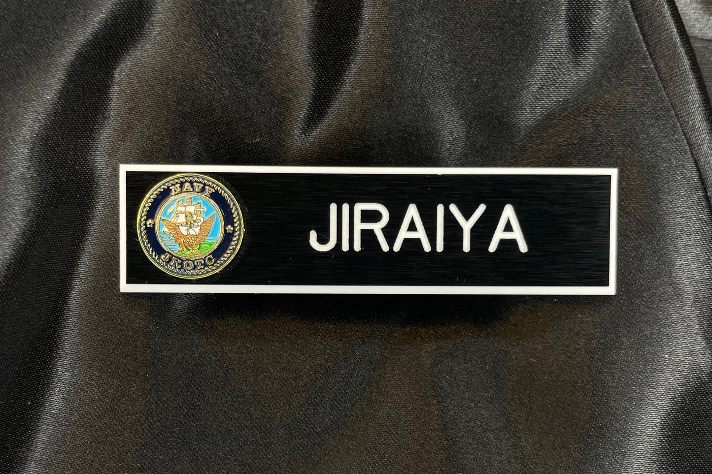 Navy Nameplate W- Emblem 1 Line (3-4" x 3")