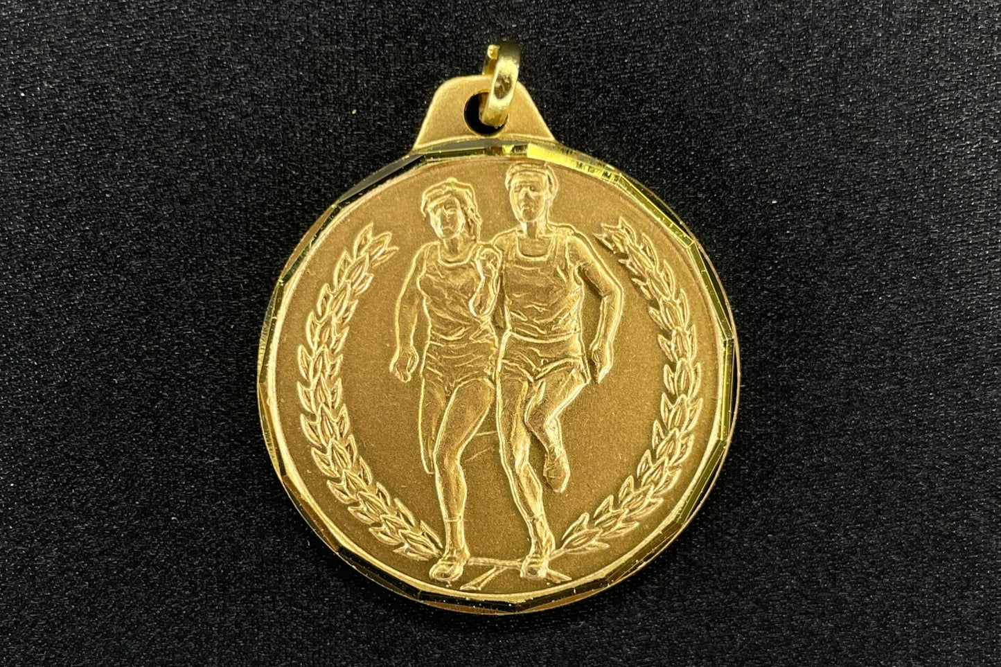 E-Series Medal, Marathon Runner (M-F), Gold
