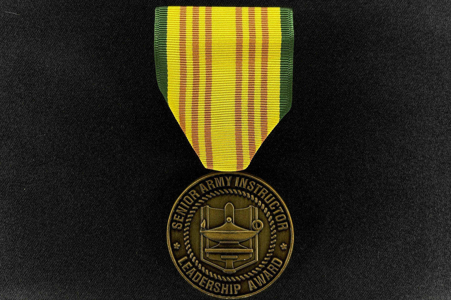 N-SERIES - Sr Army Leadership Award Medal & Drape Set  (N-3-1)