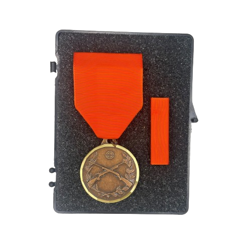 Rifle Achievement Medal sets