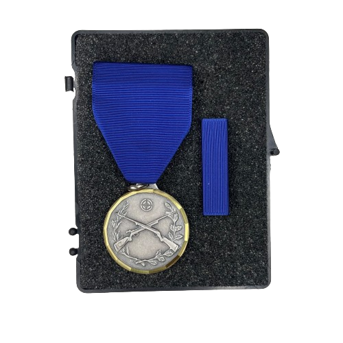 Rifle Achievement Medal sets