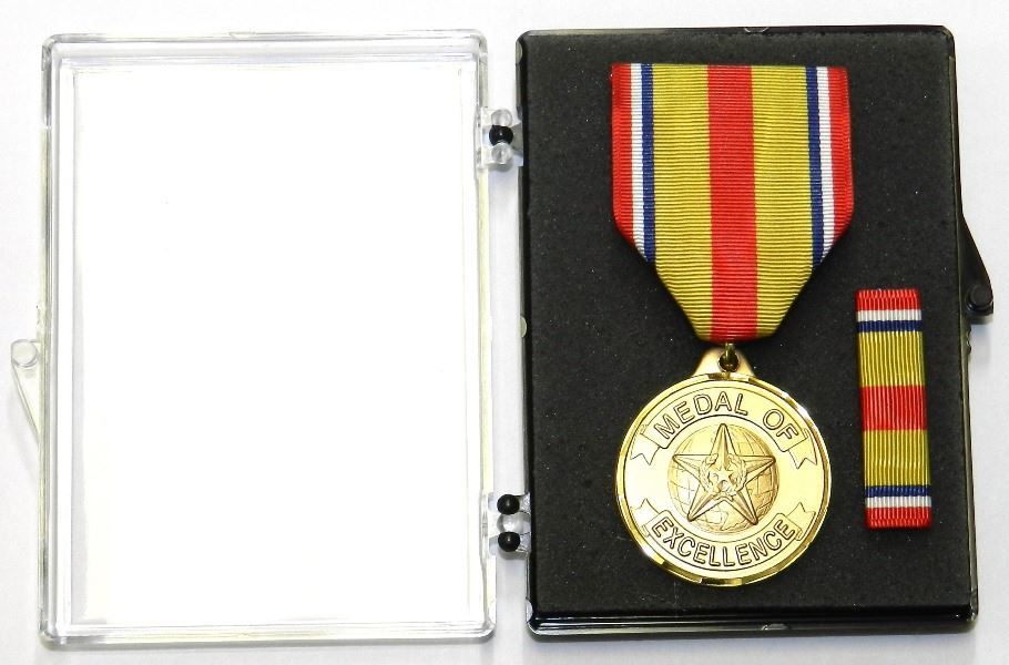 Universal Stock Medal Set - Retired Enlisted Association